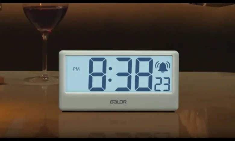 small wifi sync digital clock